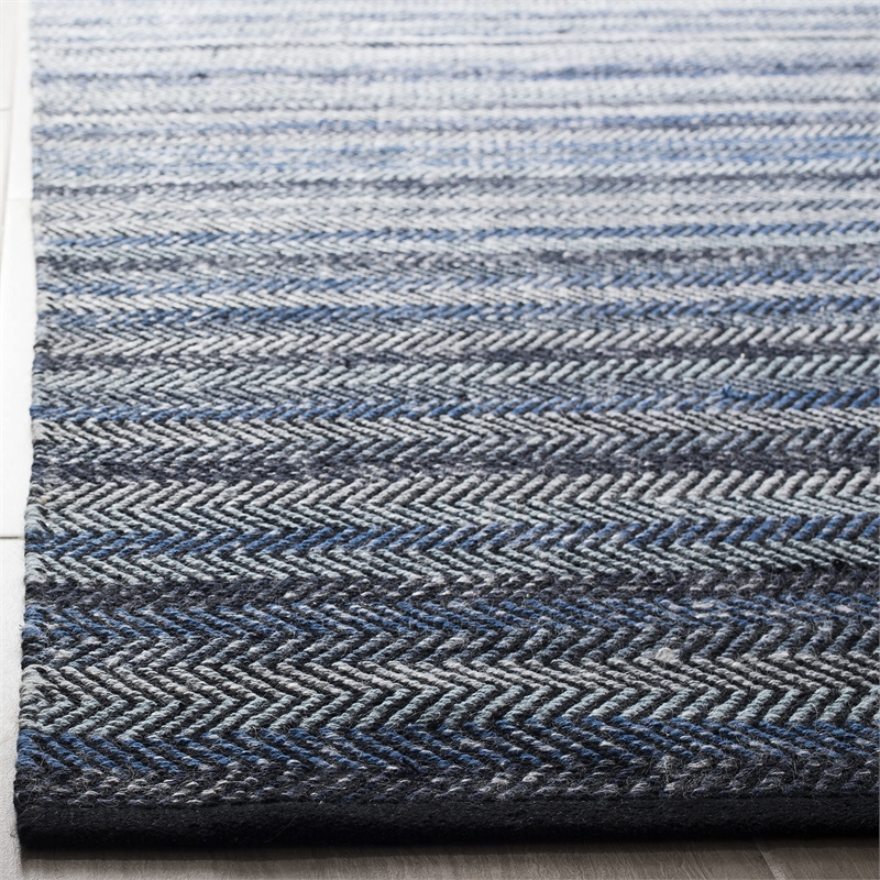 Safavieh Striped Kilim Blue Contemporary Rug - 5' x 8'