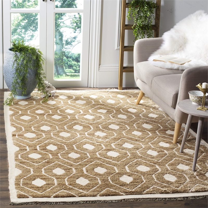 Safavieh Tangier Ivory Area Rug - 4' x 6'