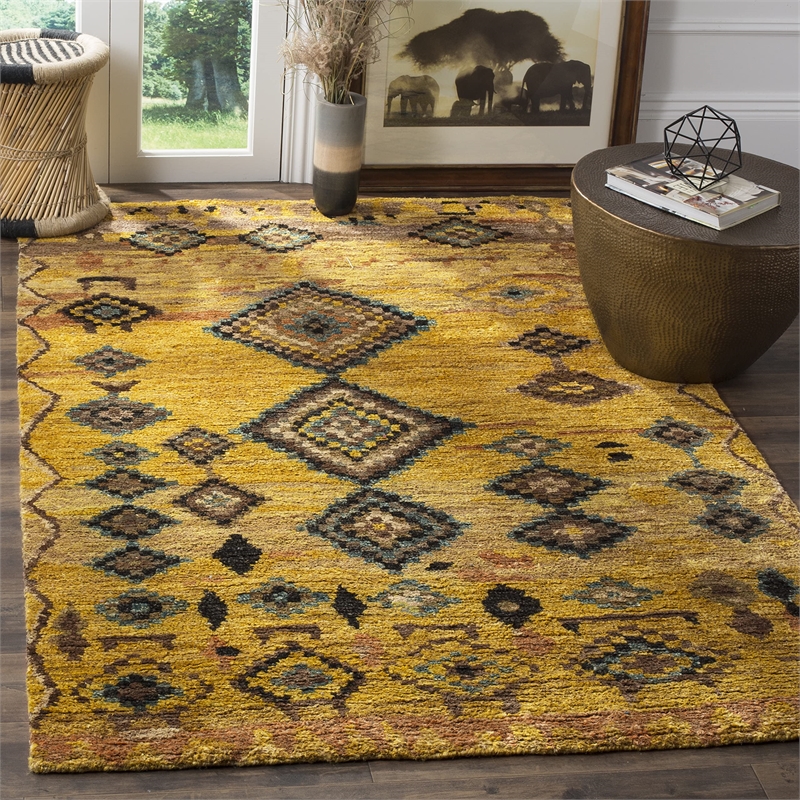 Safavieh Tangier Gold Area Rug - 5' x 8'