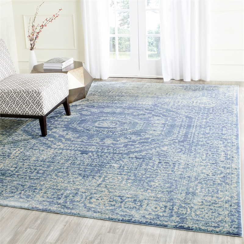 Safavieh Valencia Blue Traditional Rug - 4' x 6'