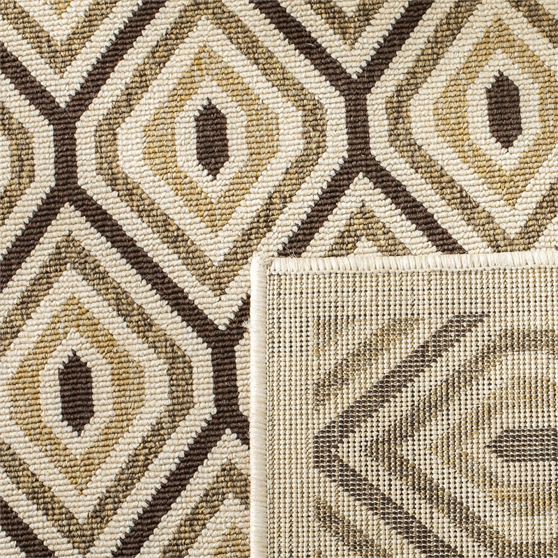 Safavieh Veranda Cream Indoor Outdoor Rug - 4' x 5'7