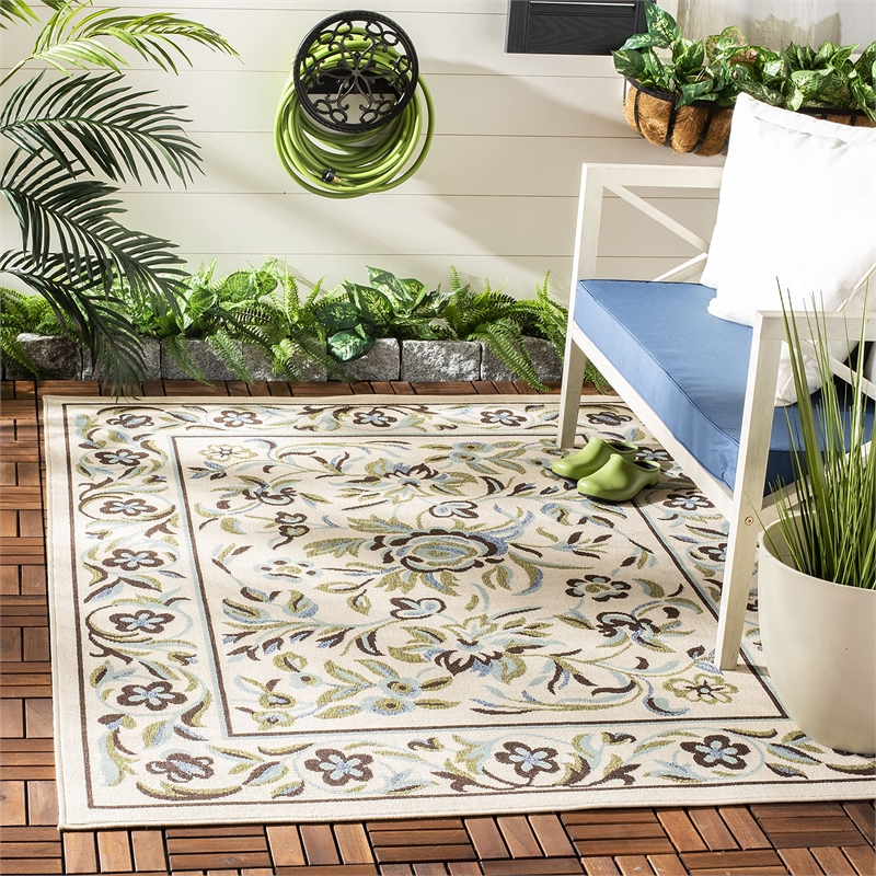 Safavieh Veranda Cream Indoor Outdoor Rug - 6'7
