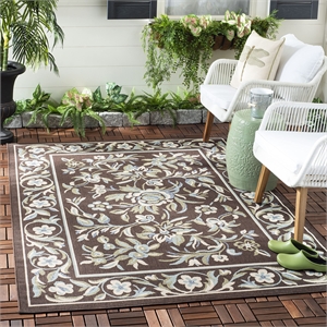 Safavieh Veranda Chocolate Indoor Outdoor Rug - 4' x 5'7&quot