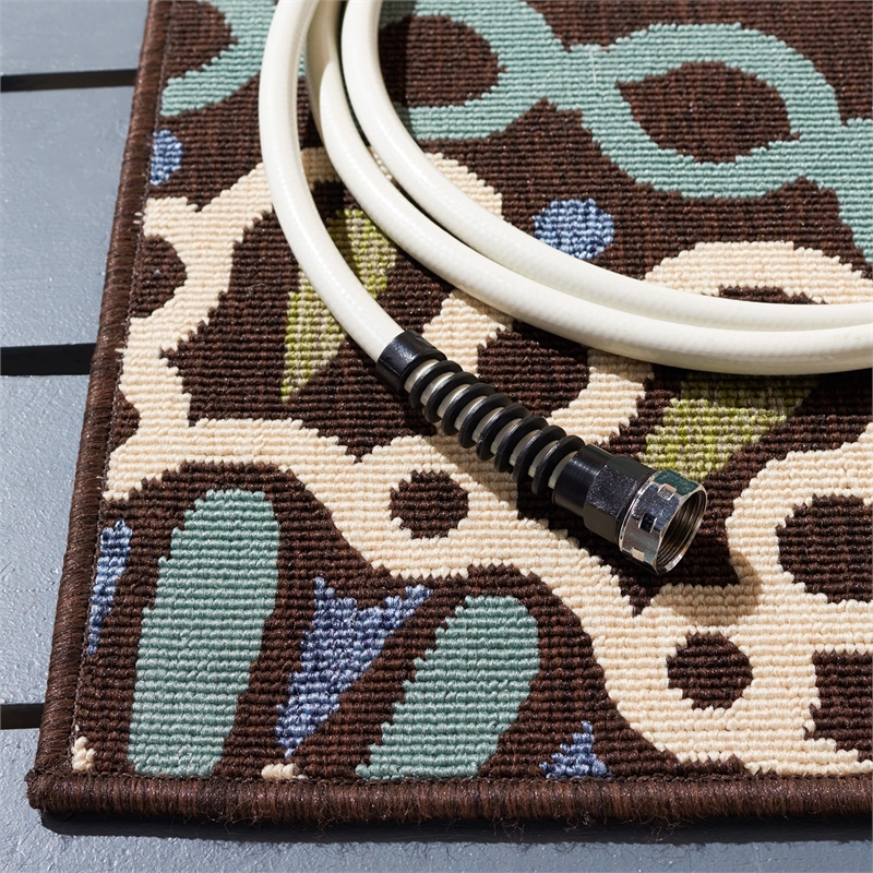 Safavieh Veranda Creme Indoor Outdoor Rug - 8' x 11'2