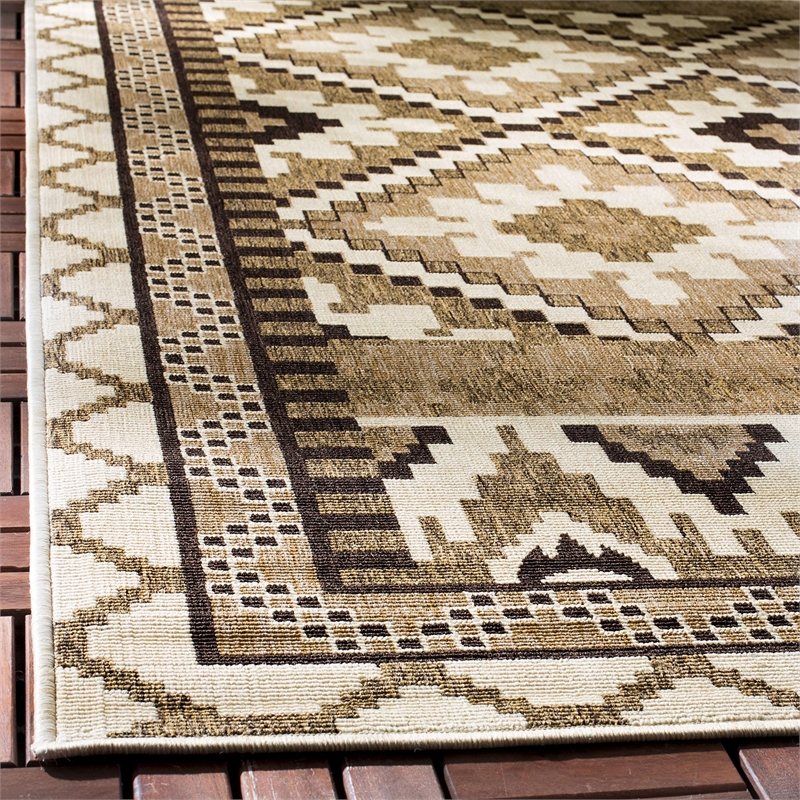 Safavieh Veranda Creme Indoor Outdoor Rug - 2'7