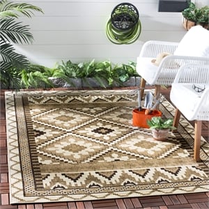 Safavieh Veranda Creme Indoor Outdoor Rug - 6'7&quot x 9'6&quot