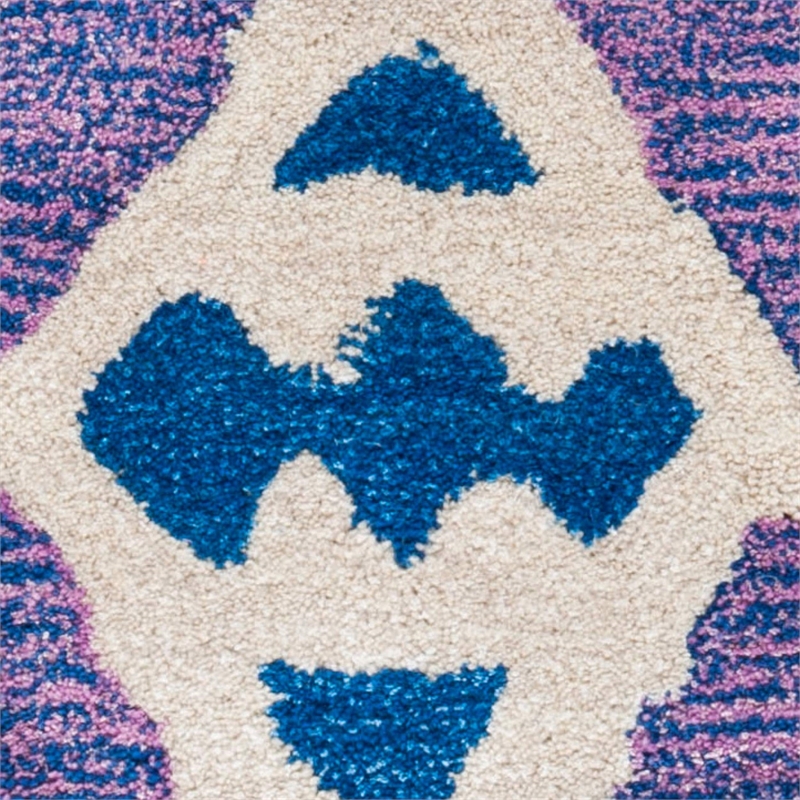 Safavieh Wyndham Lavander Contemporary Rug - Square 5'
