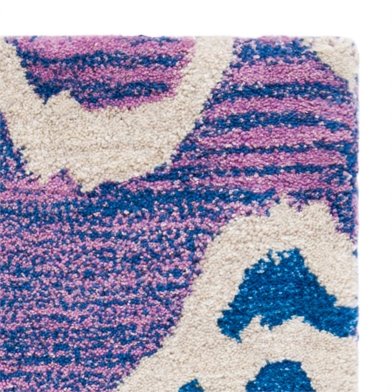 Safavieh Wyndham Lavander Contemporary Rug - Square 5'