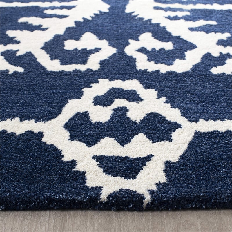 Safavieh Wyndham Royal Blue Contemporary Rug - Square 5'