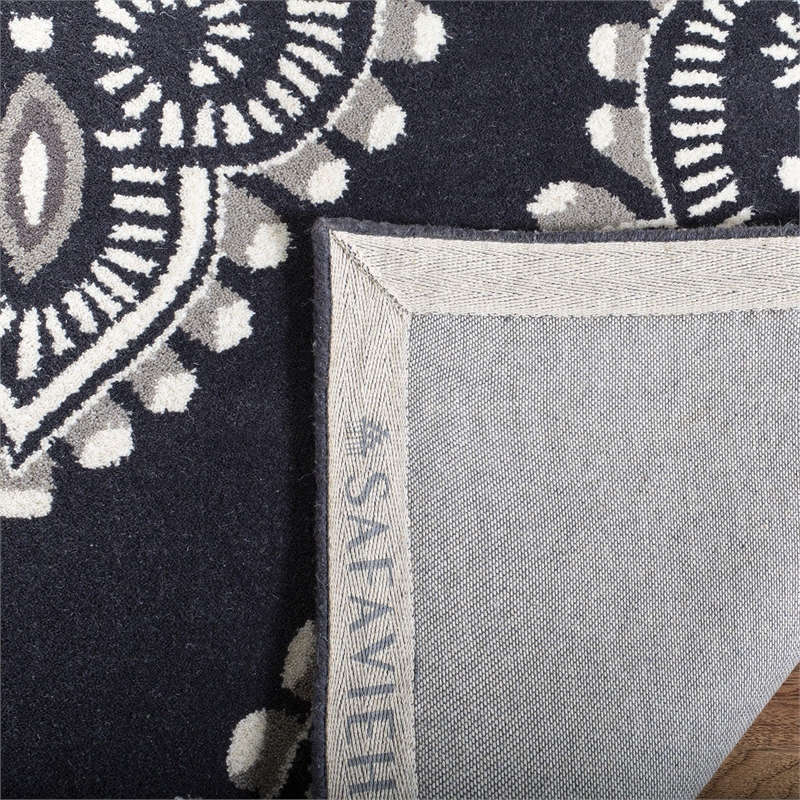 Safavieh Wyndham Dark Grey Contemporary Rug - 3' x 5'