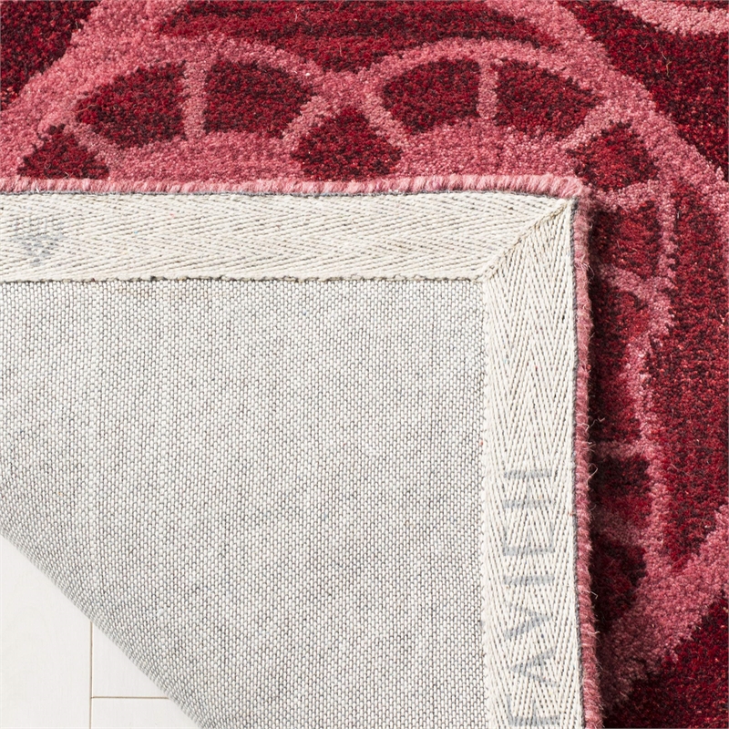 Safavieh Wyndham Red Contemporary Rug - Runner 2'3