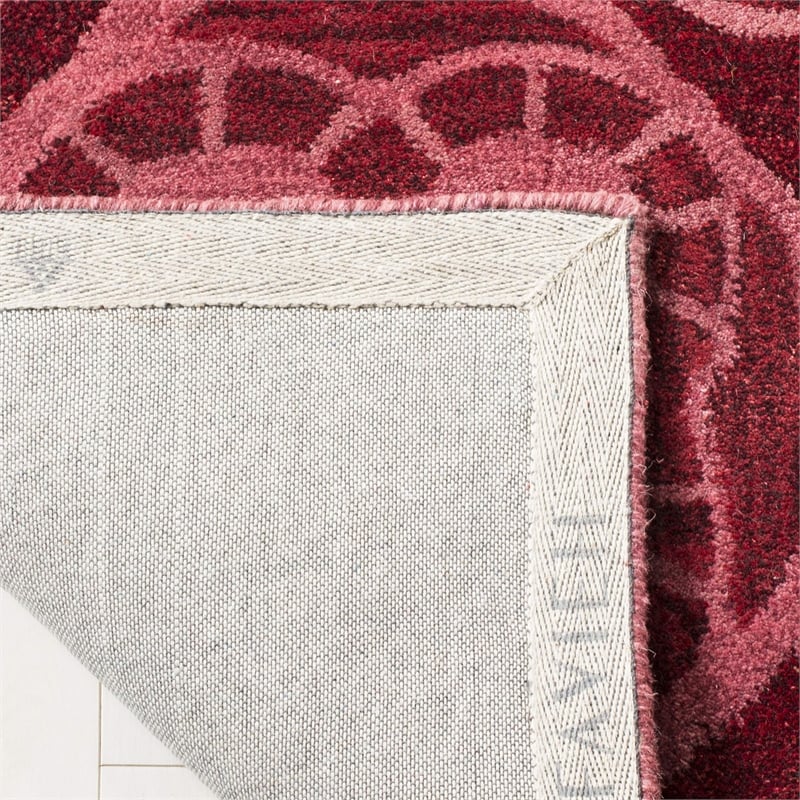 Safavieh Wyndham Red Contemporary Rug - Runner 2'3