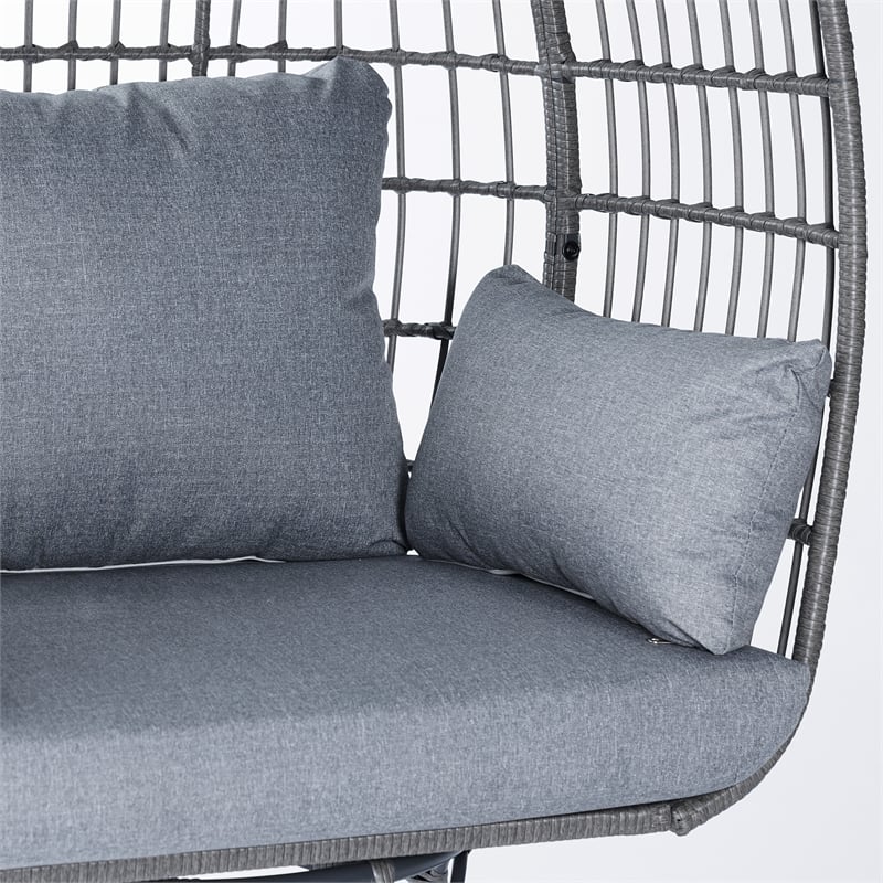 Commercial Indoor/Outdoor Wicker Swivel Lounge Chair with 4 Cushions in Gray