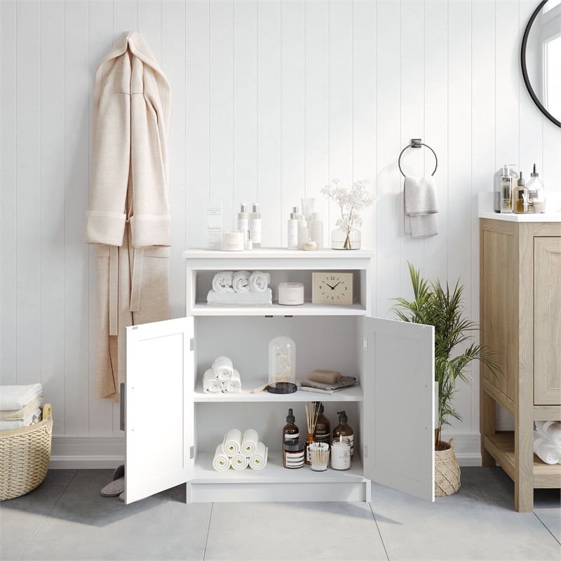 Modern Bathroom Storage Cabinet with 2 Magnetic Close Doors and Shelves - White