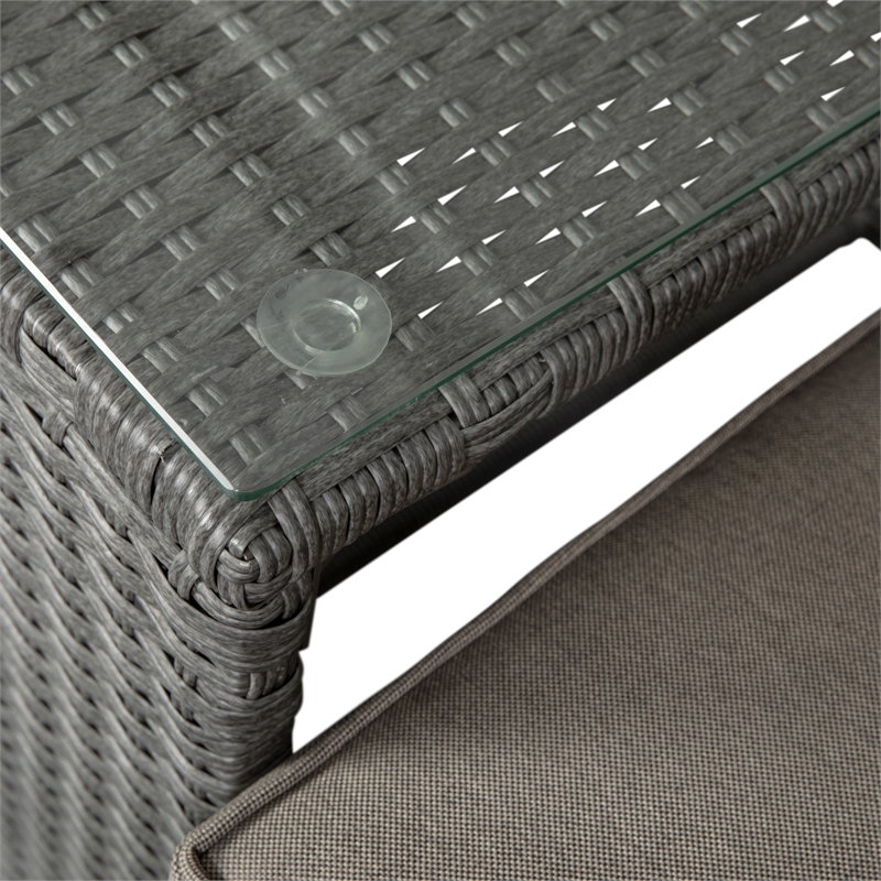 Indoor/Outdoor Modular Loveseat Sofa Set with Table and Ottomans in Gray/Gray