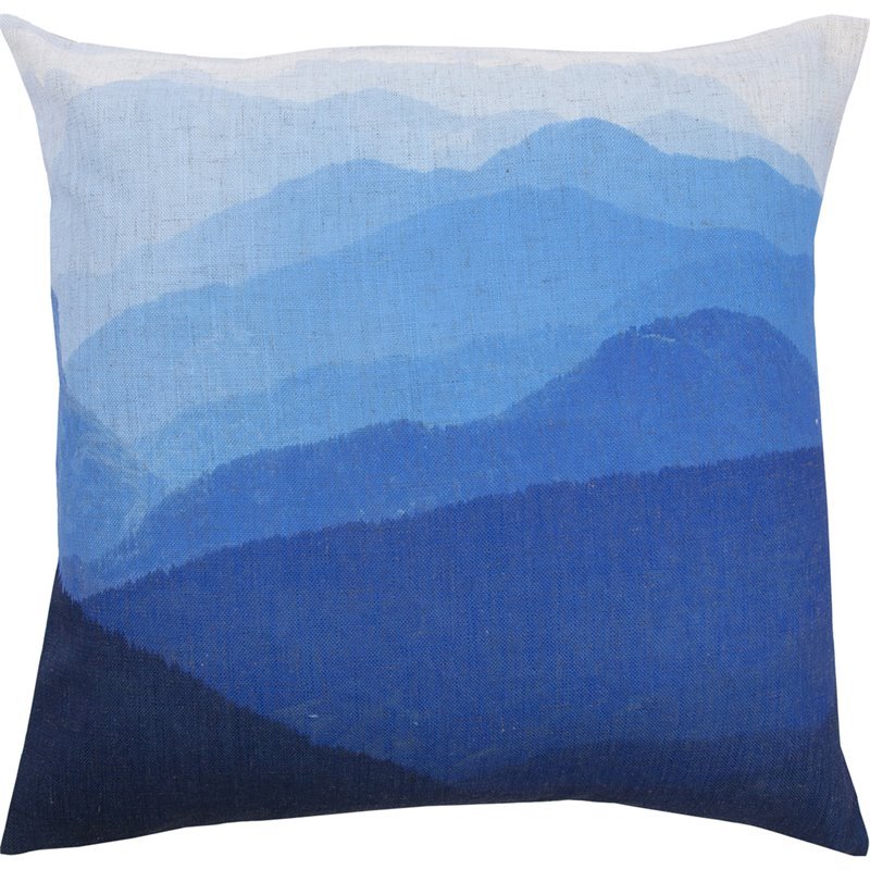 Renwil New Traditional Haze Malaga Throw Pillow in Blue