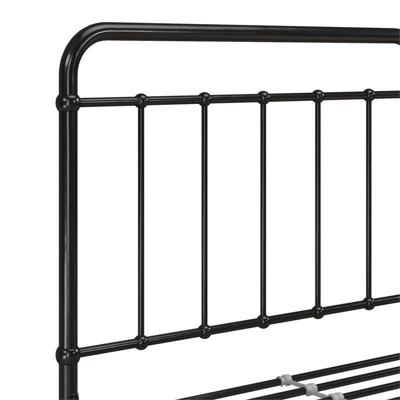 Max & Finn Karcey Twin Metal Bed in Black