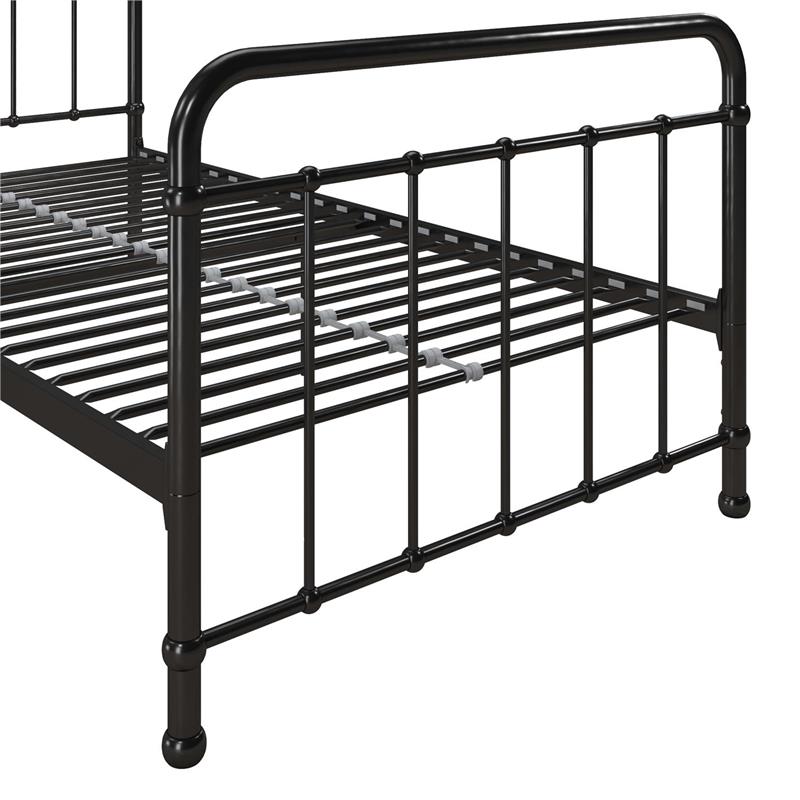 Max & Finn Karcey Twin Metal Bed in Black