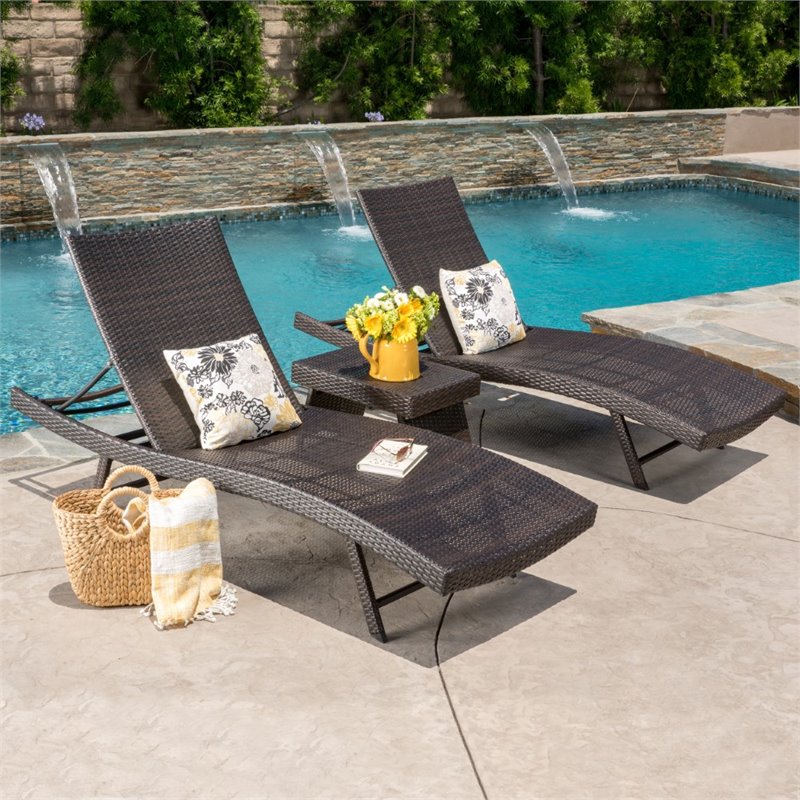 Kauai outdoor best sale wicker chaise lounge