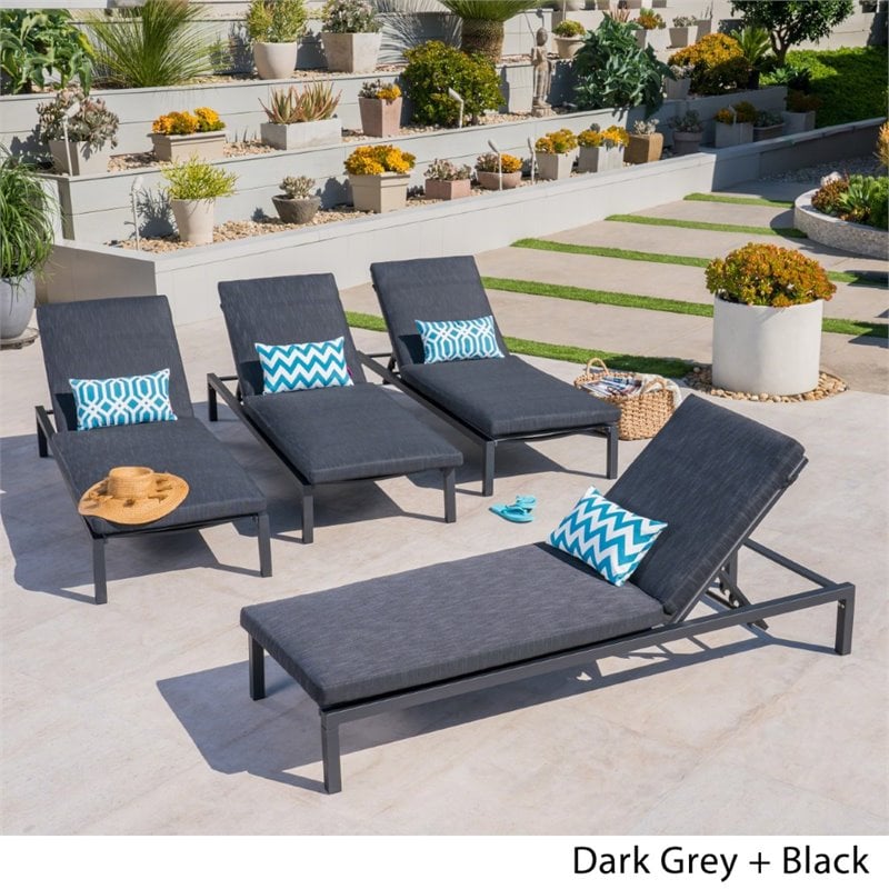 set of 4 chaise lounge chairs