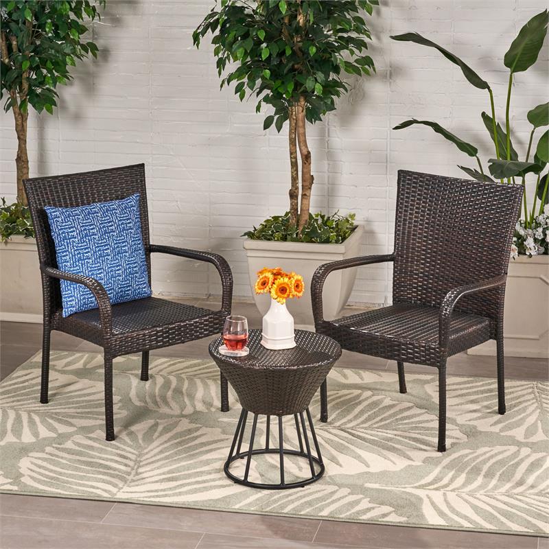 Outdoor discount chat chairs