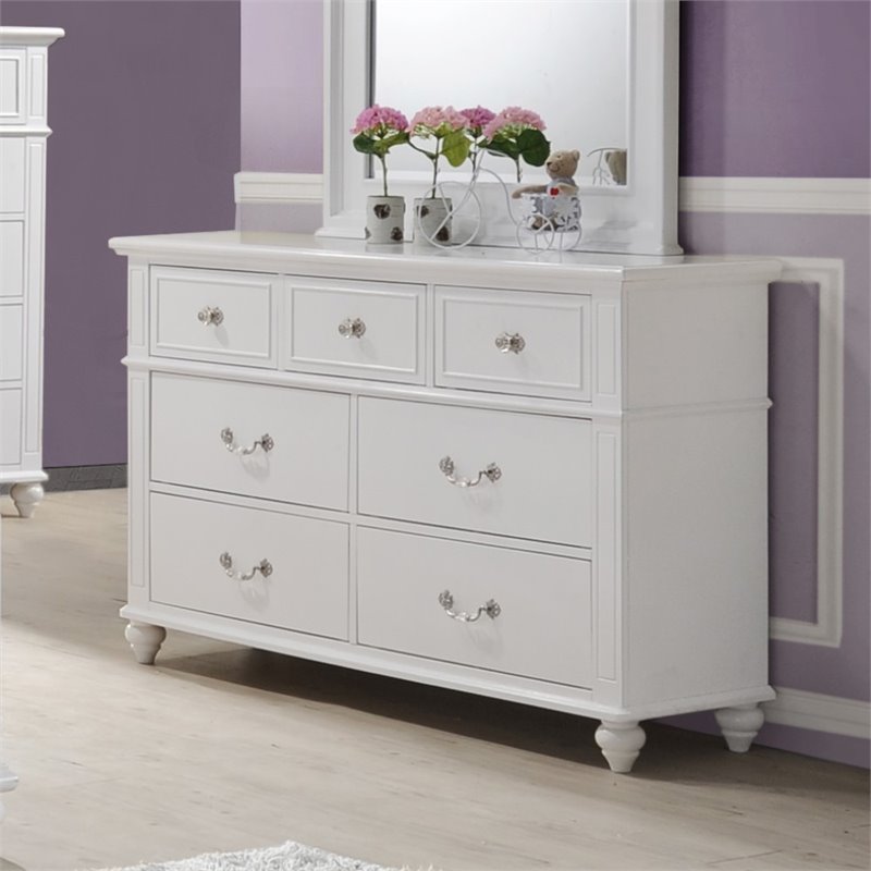 Picket House Furnishings Annie 7 Drawer Dresser in White