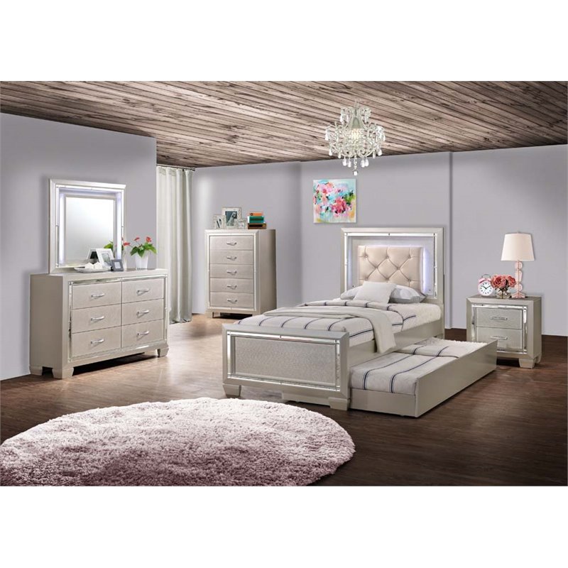 Picket House Furnishings Glamour Youth 6 Drawer Dresser in Champagne