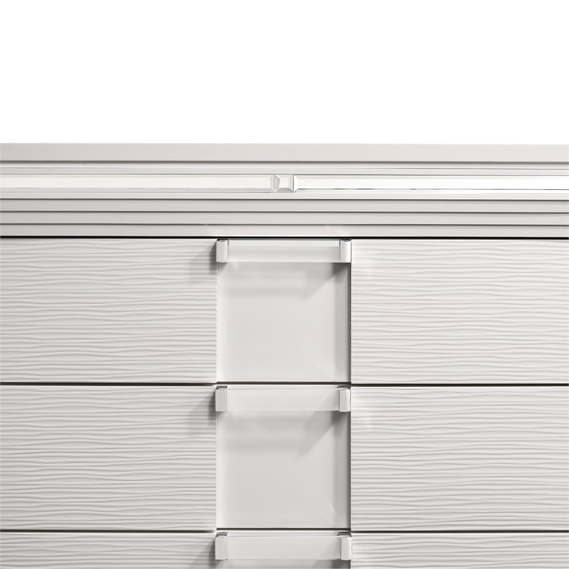 Picket House Furnishings Charlotte 5-Drawer Flip-Top Chest in White