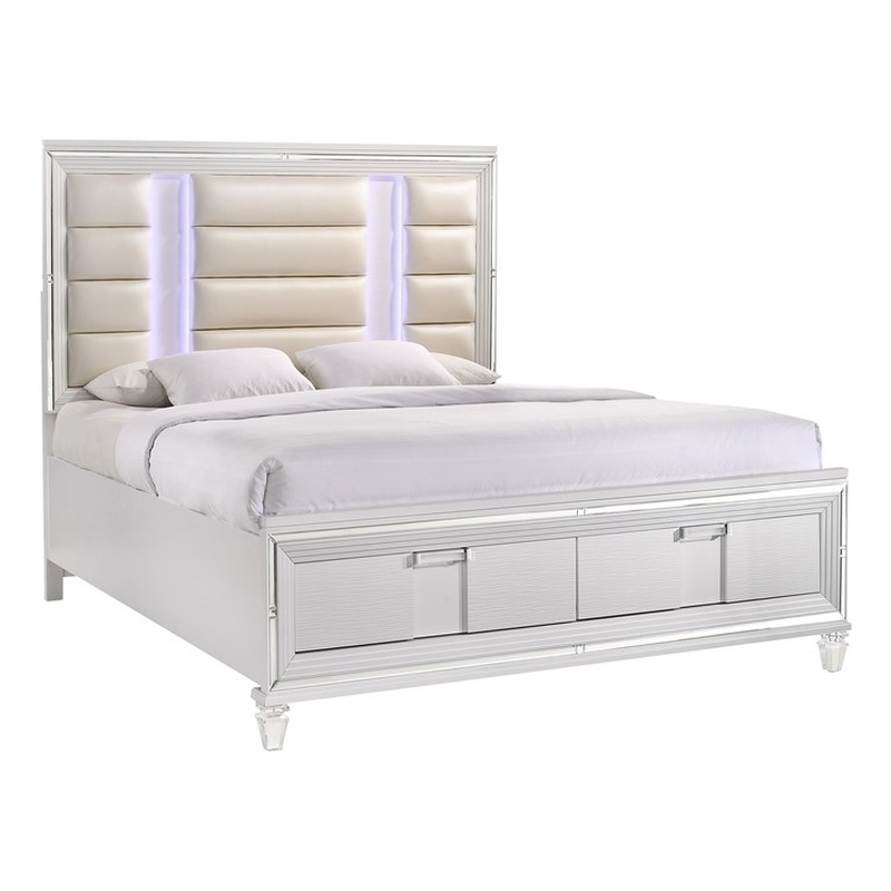 Picket House Furnishings Charlotte 2-Drawer King Storage Bed in White