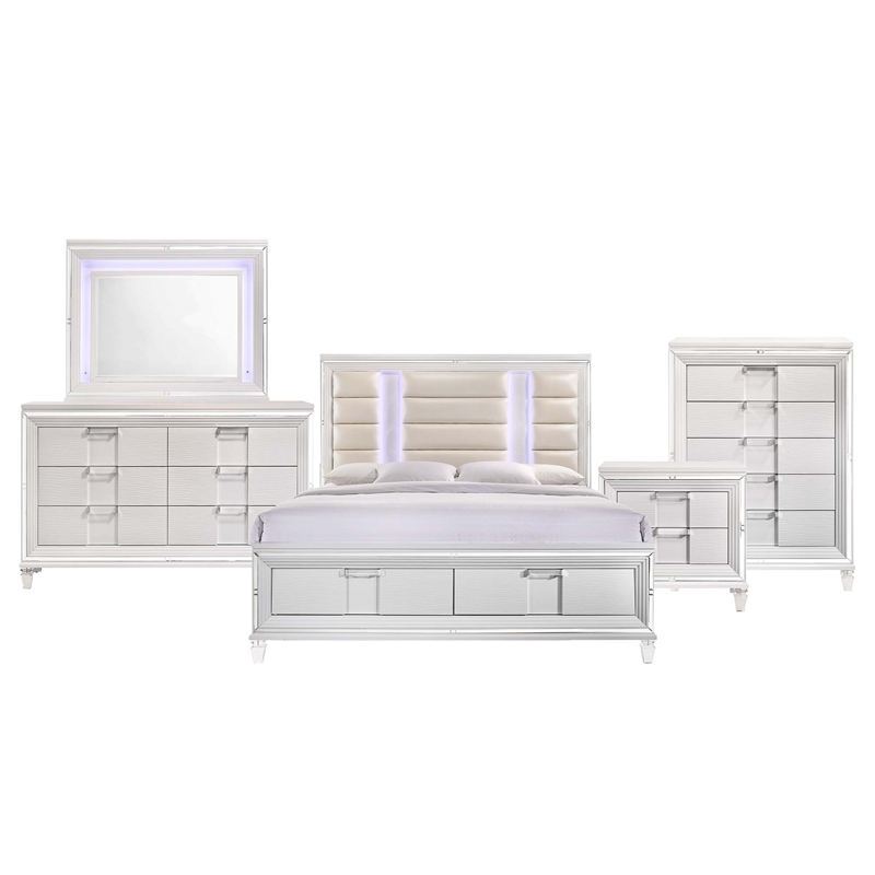 Picket House Furnishings Charlotte King Storage 5PC Bedroom Set in White