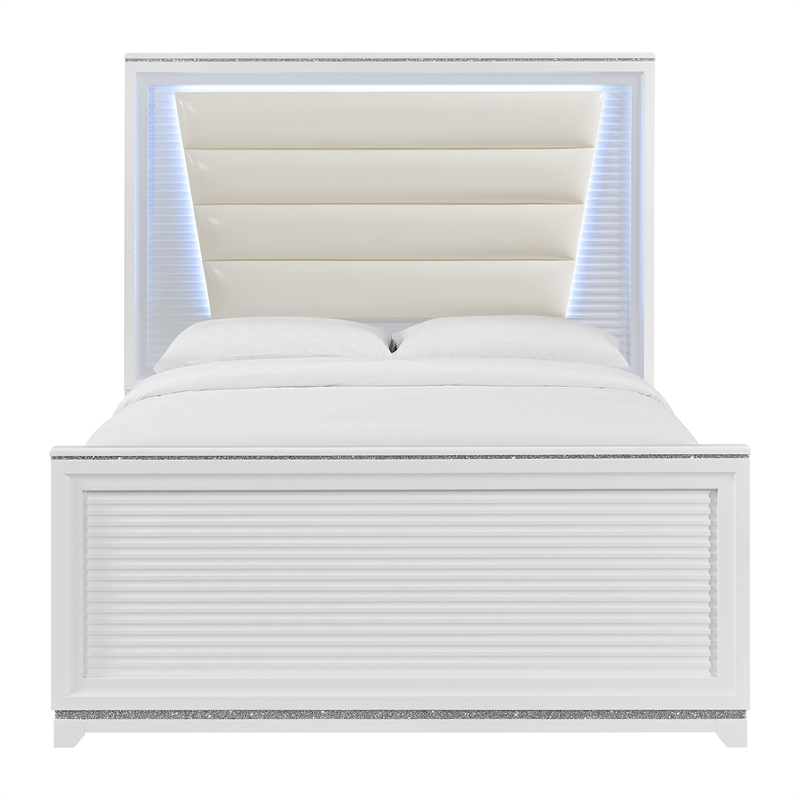 Picket House Furnishings Xena Full UPH Bed with Lights in White