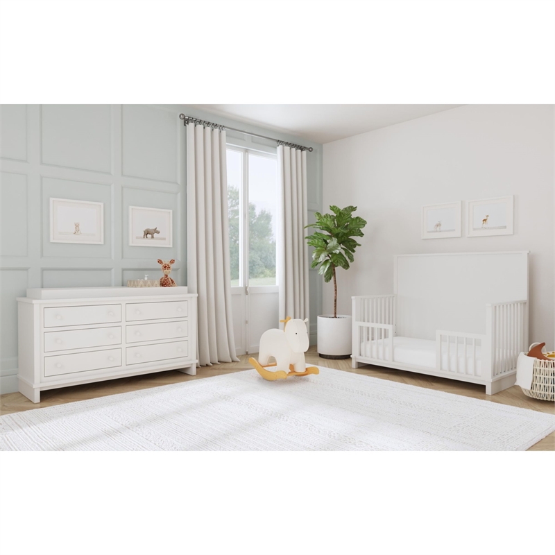 Picket House Furnishings Cassian Crib with Guard Rail in White