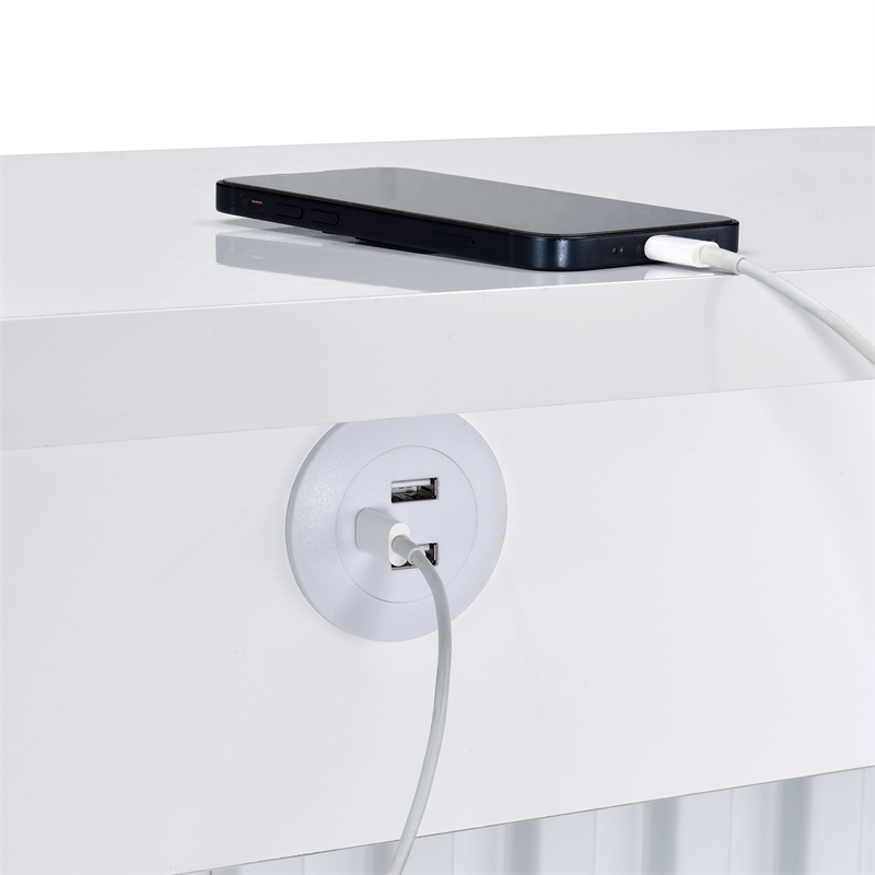 Picket House Furnishings Kehlani Bar Table in White