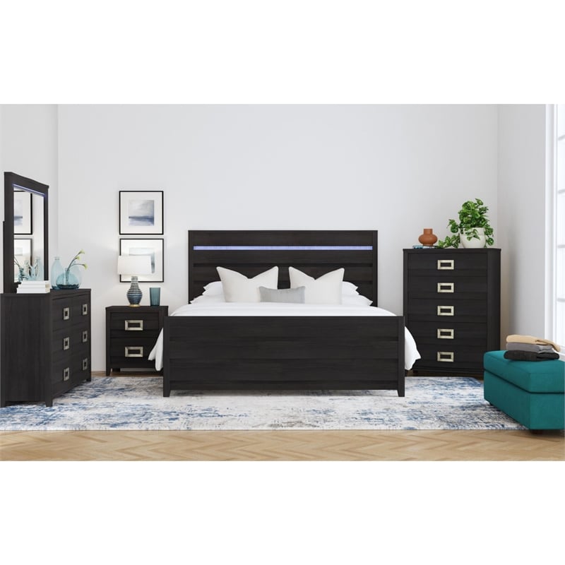 Chett King 3PC Bedroom Set with LED in Black