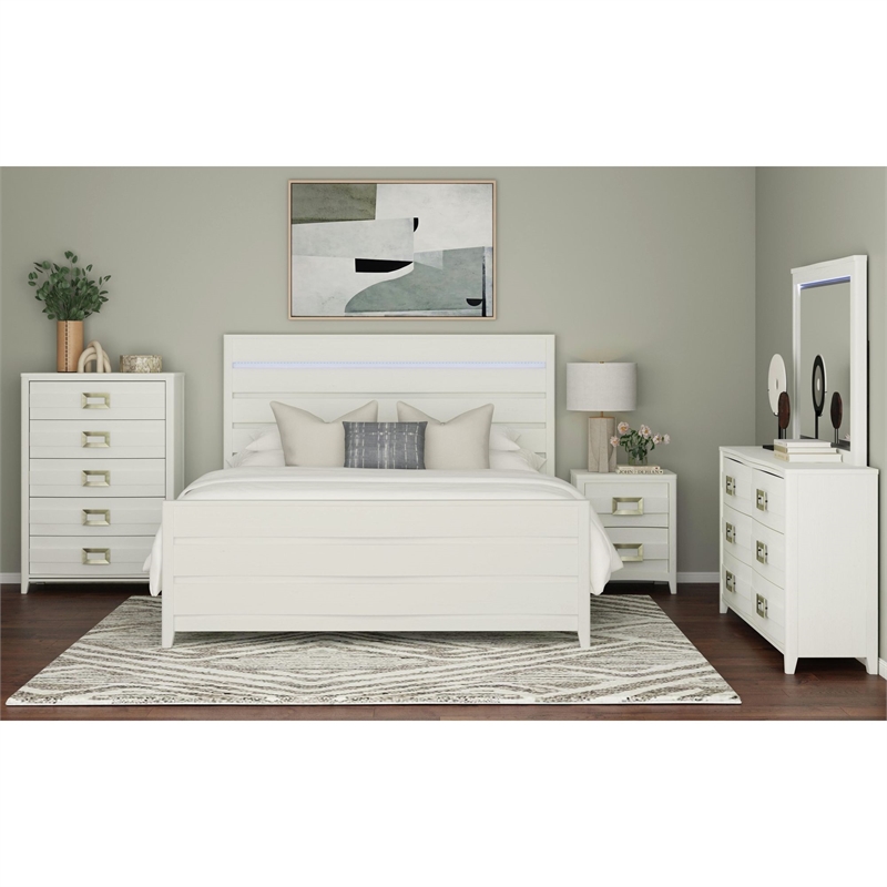 Picket House Furnishings Chett King 5PC Bedroom Set with LED in White
