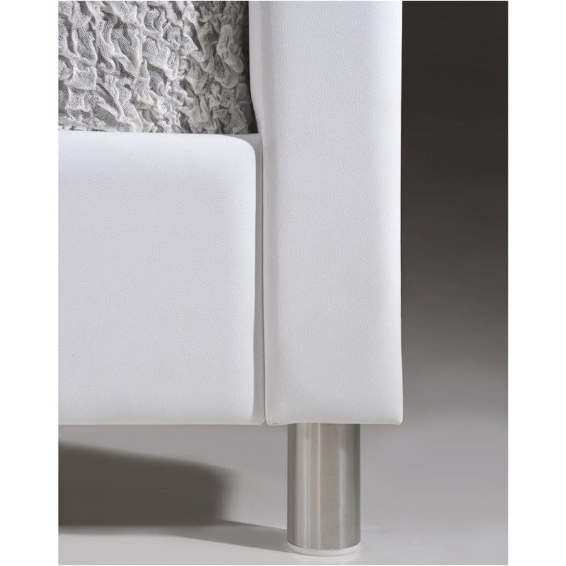 Baxton Studio Carlotta Tufted Faux Leather King Platform Bed in White