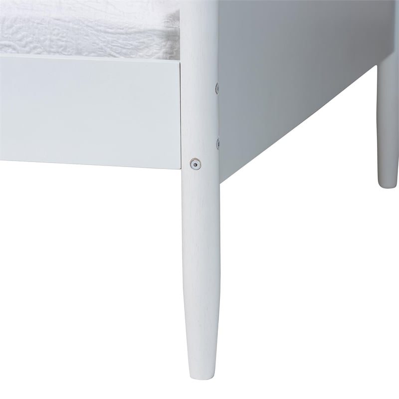 Baxton Studio Malaya Modern White Wood Full Daybed with Scalloped Edges