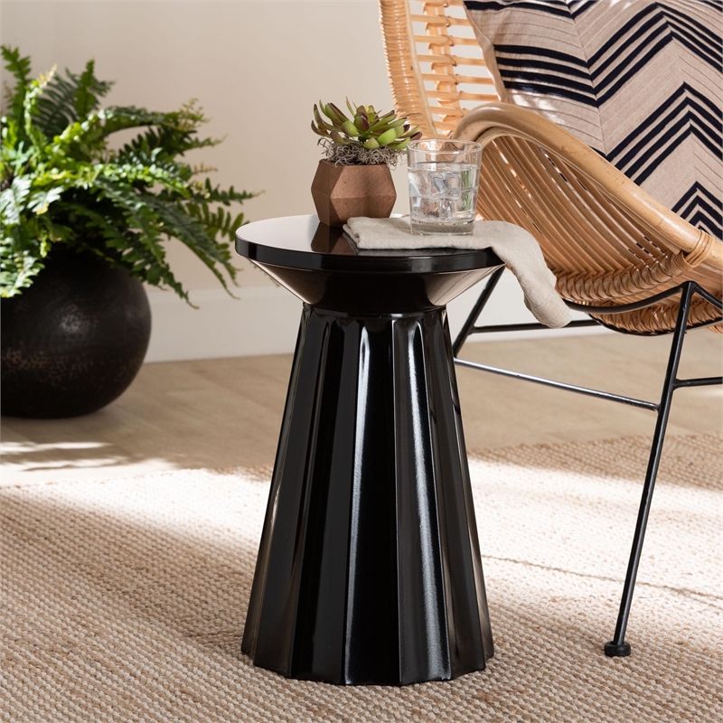 Baxton Studio Ulmer Metal Scalloped Side Table Modern Round Accent Table