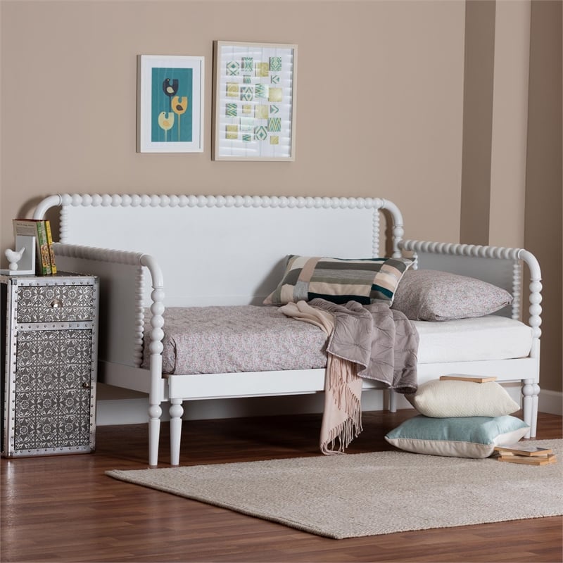 Baxton Studio Lucera Bobbin Twin To King Expandable Daybed White