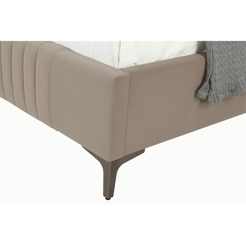 Manhattan Comfort Promenade Full-Size Bed made from Solid Wood in Rustic Taupe