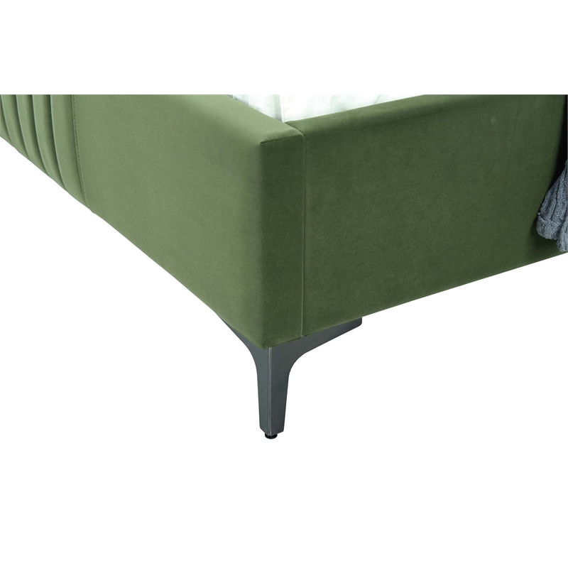 Manhattan Comfort Promenade Queen-Size Bed made from Solid Wood in Moss Green