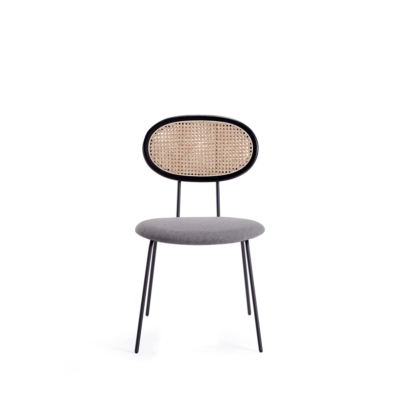 Hathaway Round Solid Wood Dining Table with 4 Jardin Dining Chairs in Gray