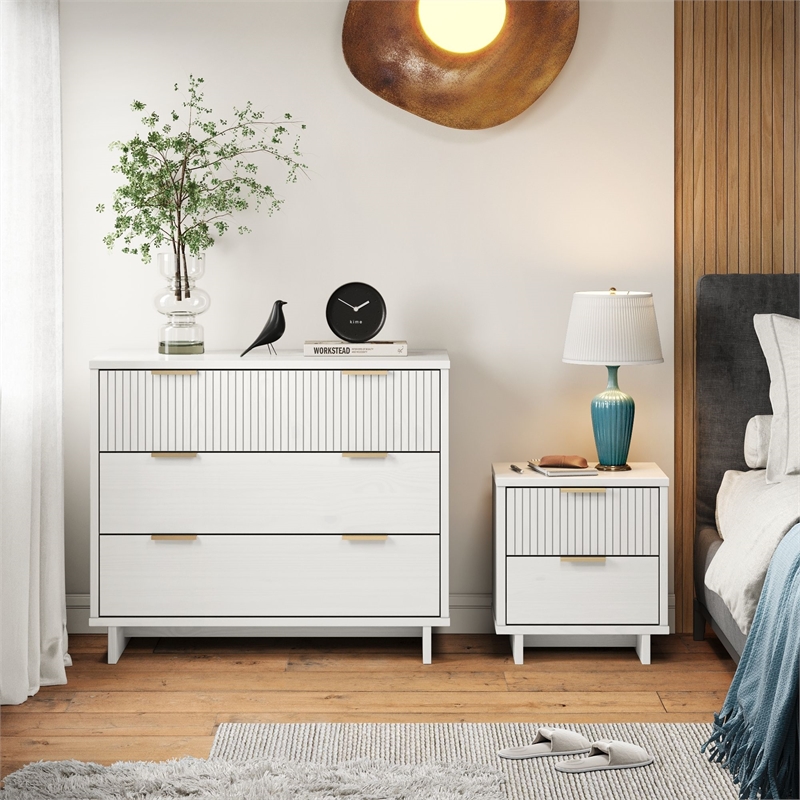 2-Piece Granville Standard Dresser and Nightstand Set - Solid Wood in White