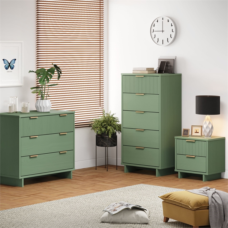 3-Piece Granville Solid Wood Dresser Chest and Nightstand Set in Sage Green