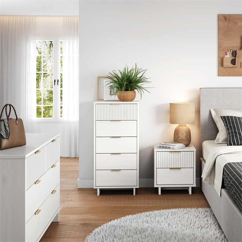 3-Piece Granville Chest Dresser & Nightstand Set from Solid Wood in White