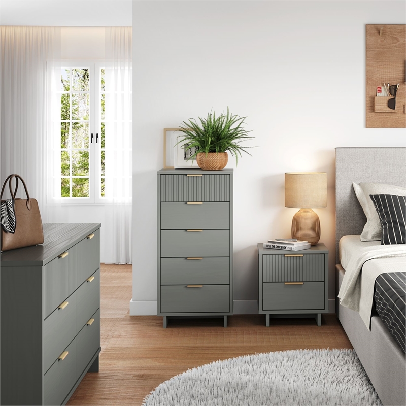 3-Piece Granville Chest Dresser & Nightstand Set from Solid Wood in Light Gray