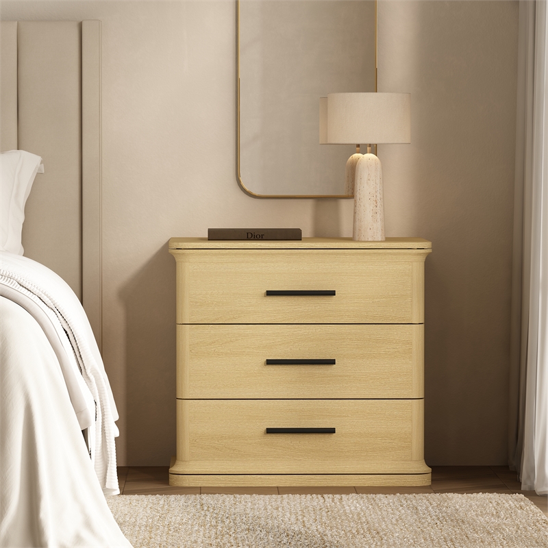 Clifford Traditional Nightstand in Natural Oak (3-Drawer)