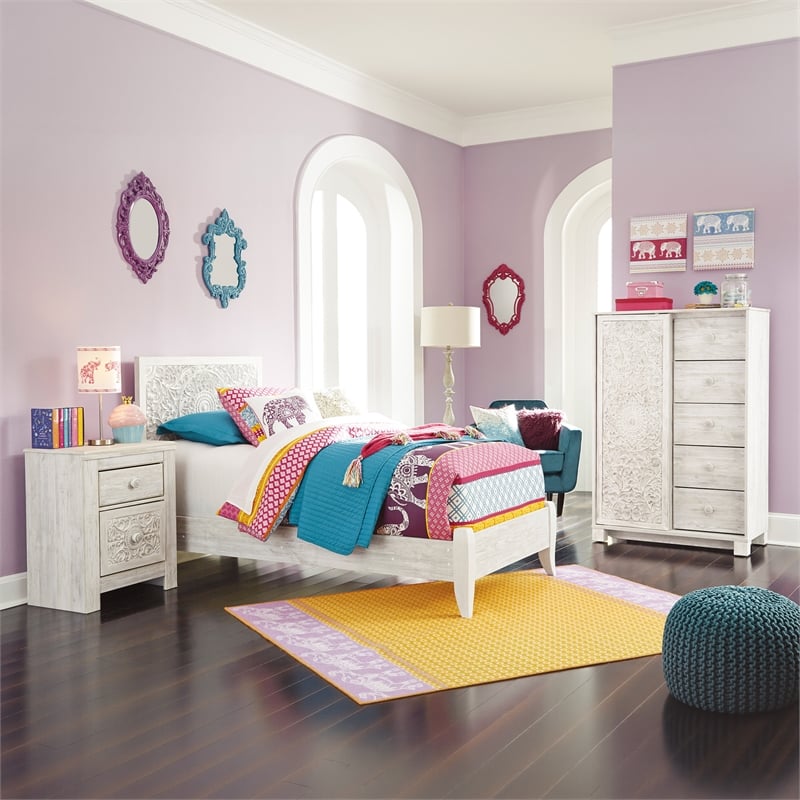 Signature Design by Ashley Paxberry 5-Drawer Door Chest in White Wash