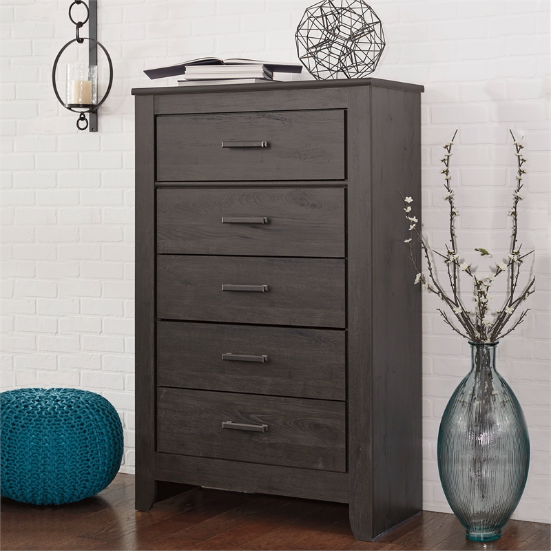 Signature Design by Ashley Brinxton 5 Drawer Chest in Almost Black