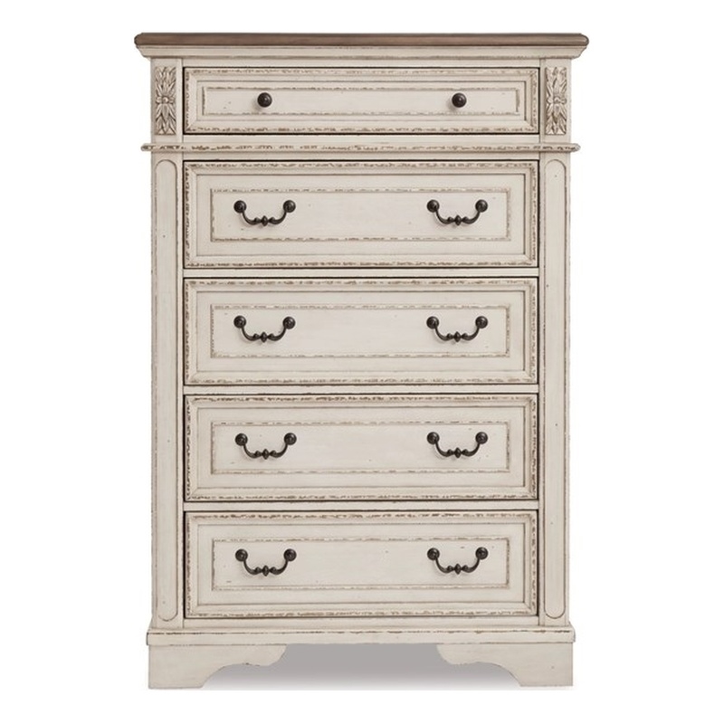 Signature Design by Ashley Realyn 5 Drawer 40